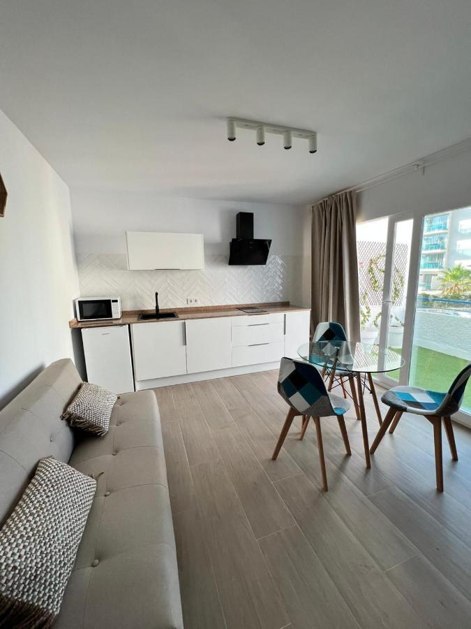 Apartamentos Buganvilla Roquetas De Mar Luaran gambar